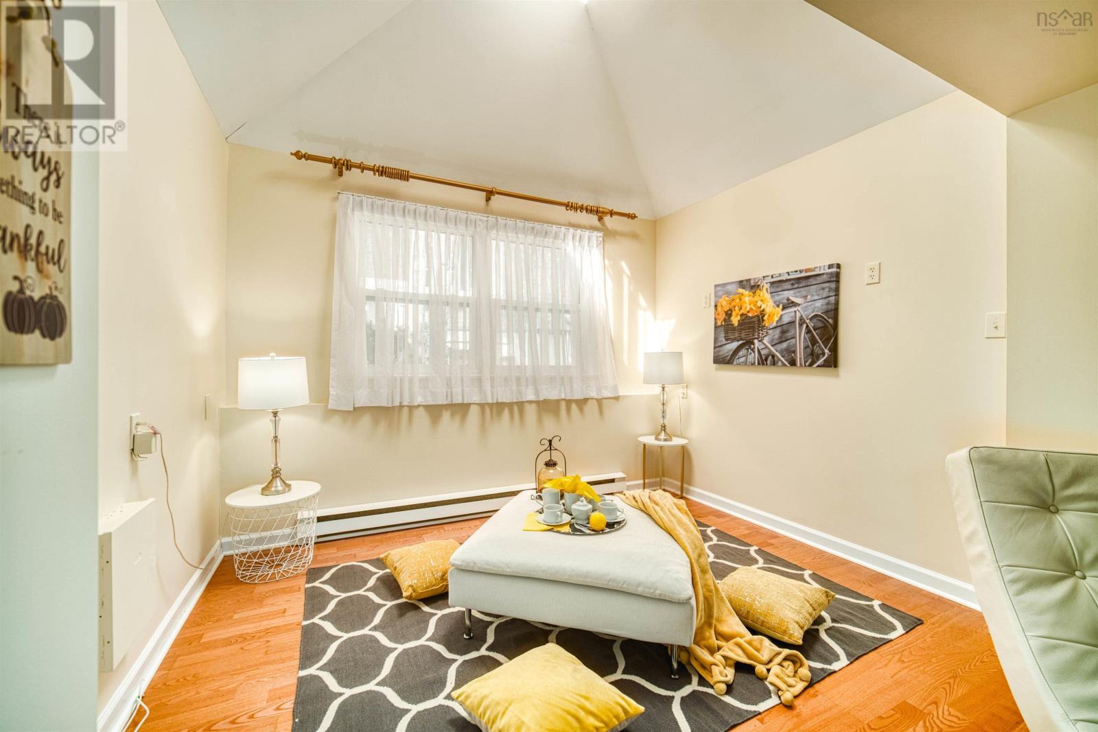 951 Lindola Place, Halifax, Nova Scotia  B3H 4M1 - Photo 12 - 202504657