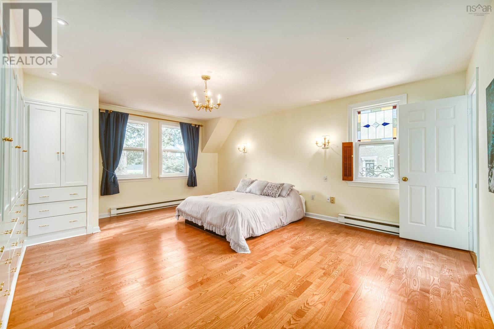 951 Lindola Place, Halifax, Nova Scotia  B3H 4M1 - Photo 18 - 202504657