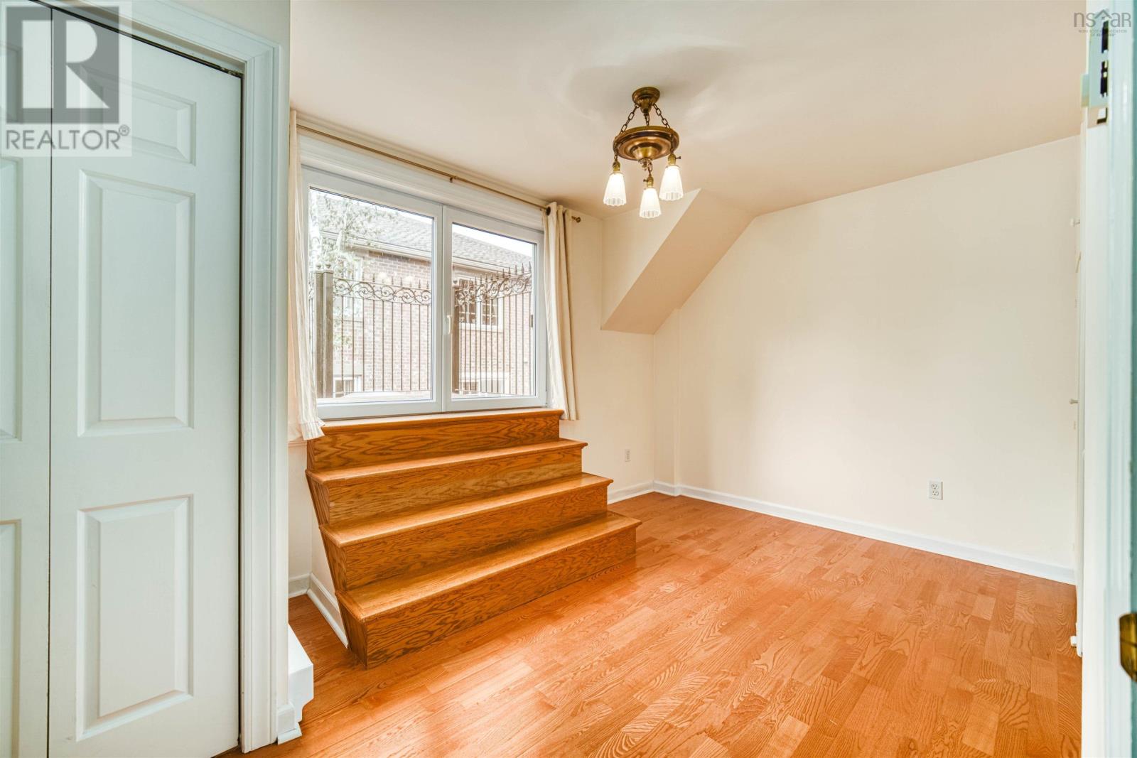 951 Lindola Place, Halifax, Nova Scotia  B3H 4M1 - Photo 24 - 202504657