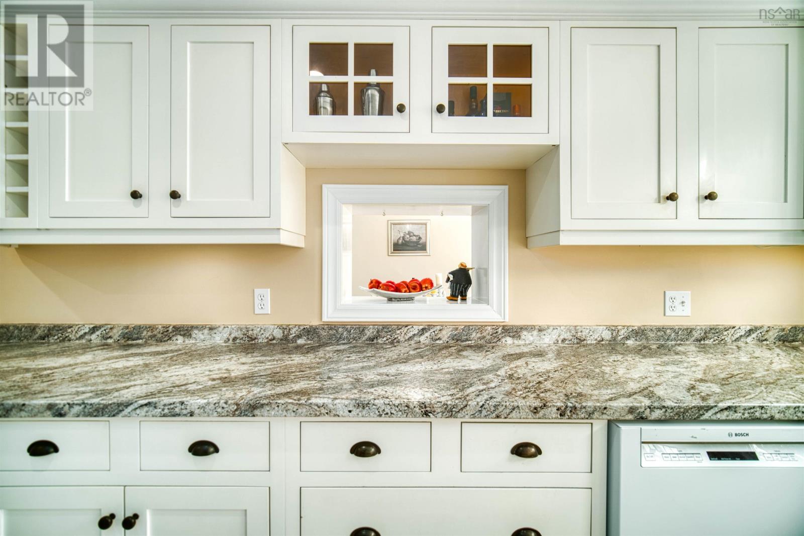 951 Lindola Place, Halifax, Nova Scotia  B3H 4M1 - Photo 5 - 202504657