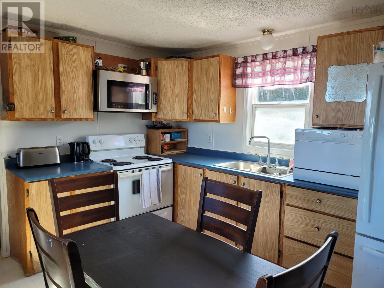 45 Dewtie Avenue, Greenwood, Nova Scotia  B0K 1W0 - Photo 8 - 202504659