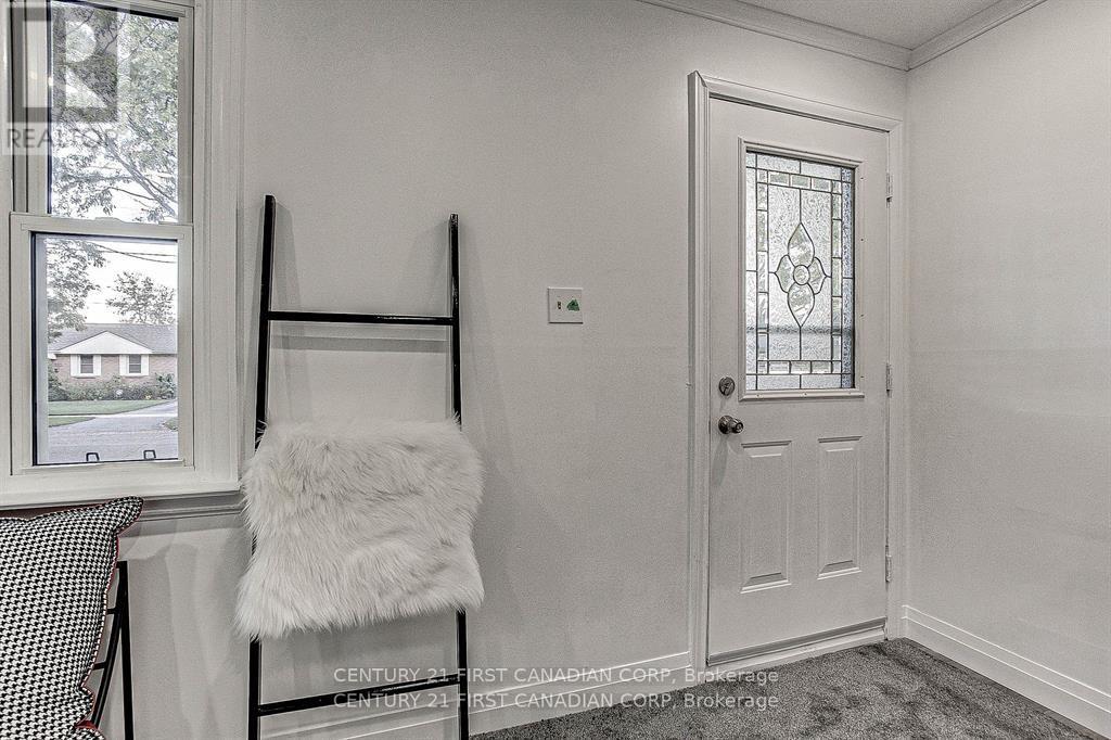 347 Thiel Street, London East, Ontario  N5W 4P7 - Photo 40 - X12014498