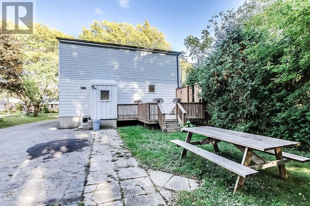 Property at 347 THIEL STREET image 5