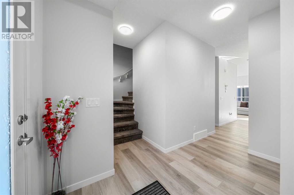 Property at 137, 42 Cranbrook Gardens SE image 3