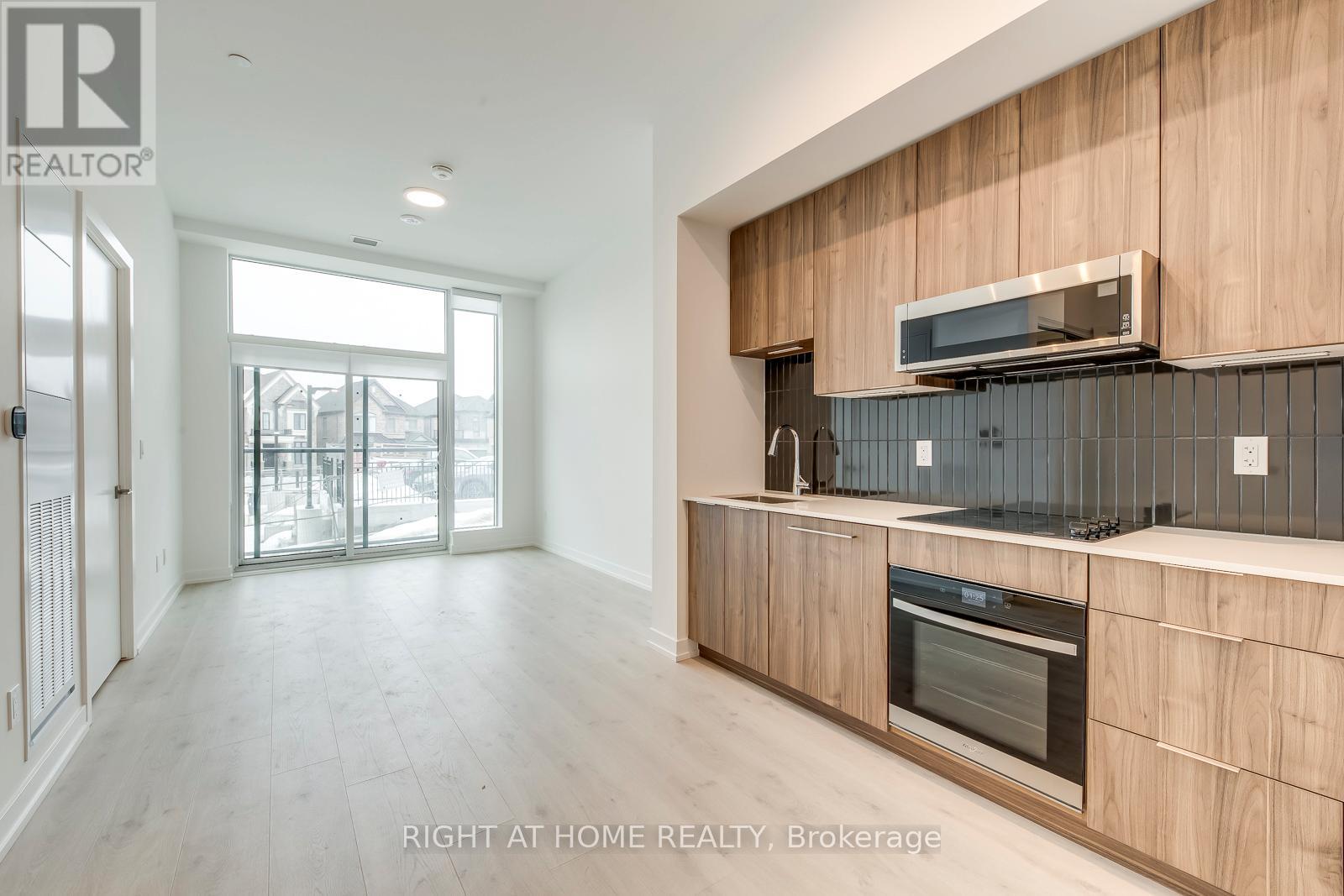 136 - 2501 Saw Whet Boulevard, Oakville, Ontario  L6M 5N2 - Photo 13 - W12014584
