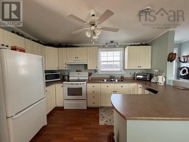 141 Haven Drive, Bridgewater, Nova Scotia  B4V 4E4 - Photo 2 - 202504663