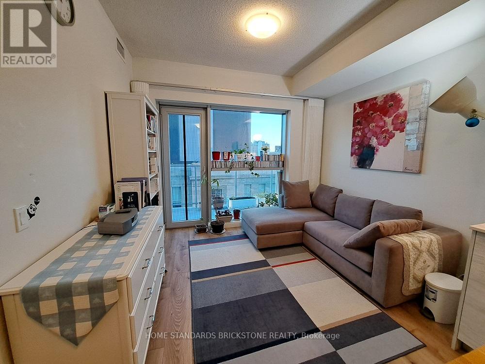 405 - 60 Frederick Street, Kitchener, Ontario  N2H 0C7 - Photo 5 - X12014563