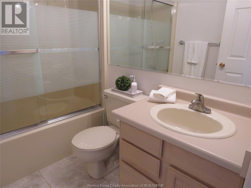32 Cheyenne, Leamington, Ontario  N8H 5E2 - Photo 23 - 25005582