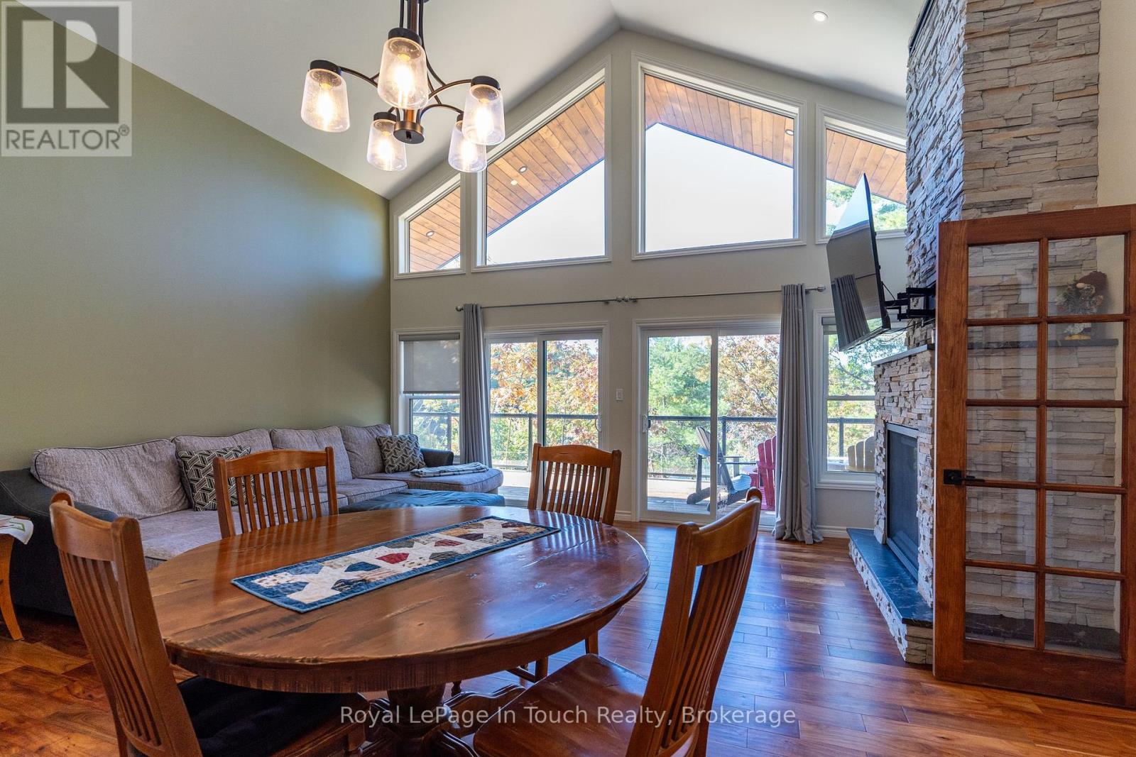 8814 Georgian Bay Shore, Georgian Bay, Ontario  P0E 1E0 - Photo 18 - X12014670