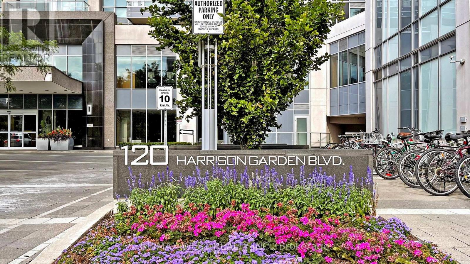 Property at 1427 - 120 HARRISON GARDEN BOULEVARD image 2
