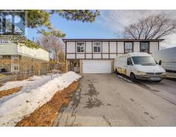 318 HOLLYBERRY TRAIL, Toronto, Ontario