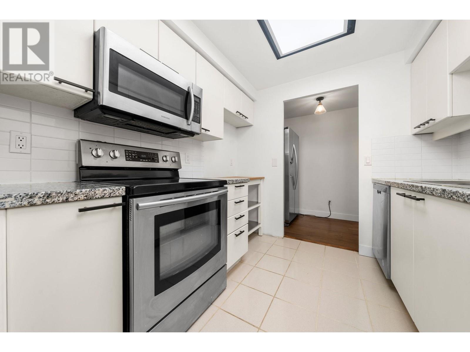 306 1318 Homer Street, Vancouver, British Columbia  V6B 6A7 - Photo 13 - R2968434