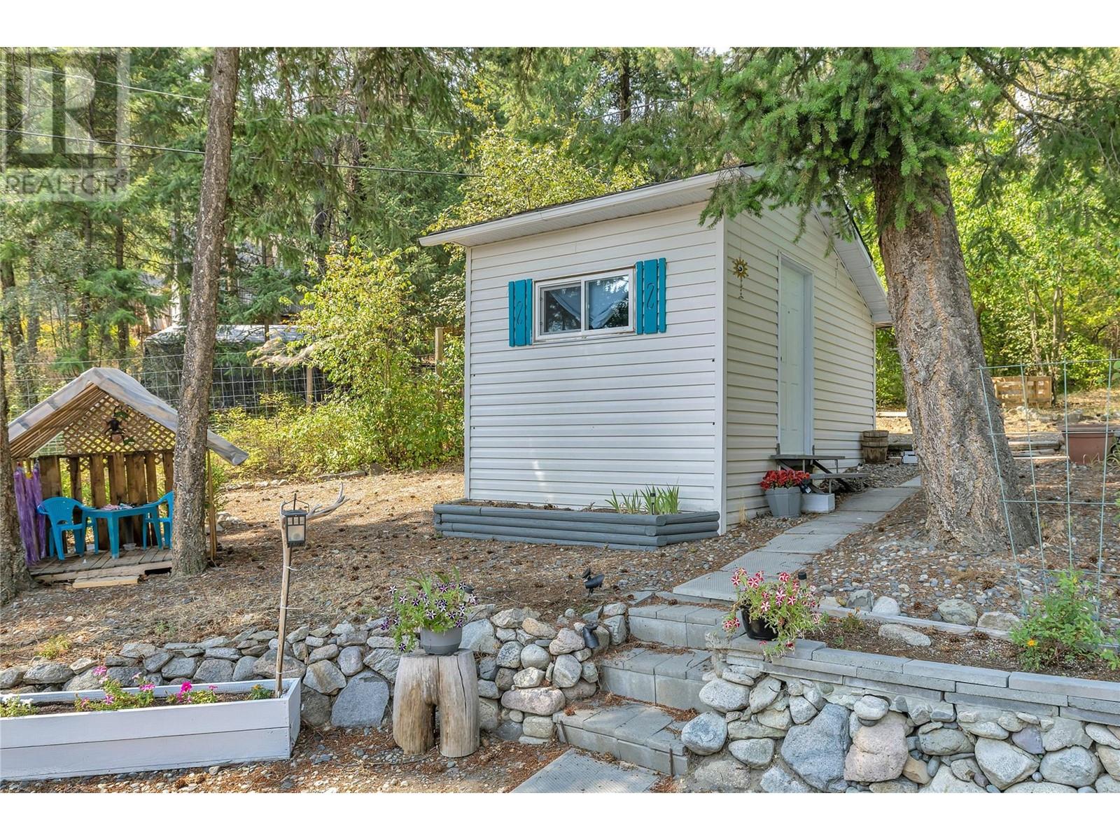 Property at 10736 Pinecrest Road image 1