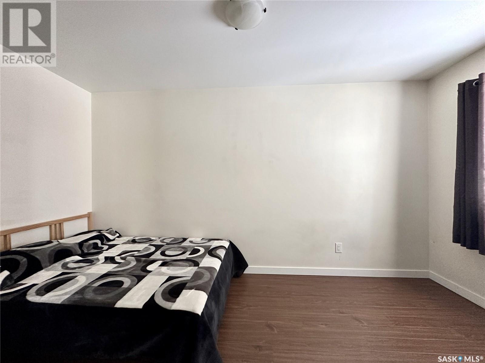 Property at 119/121 J AVENUE S image 5
