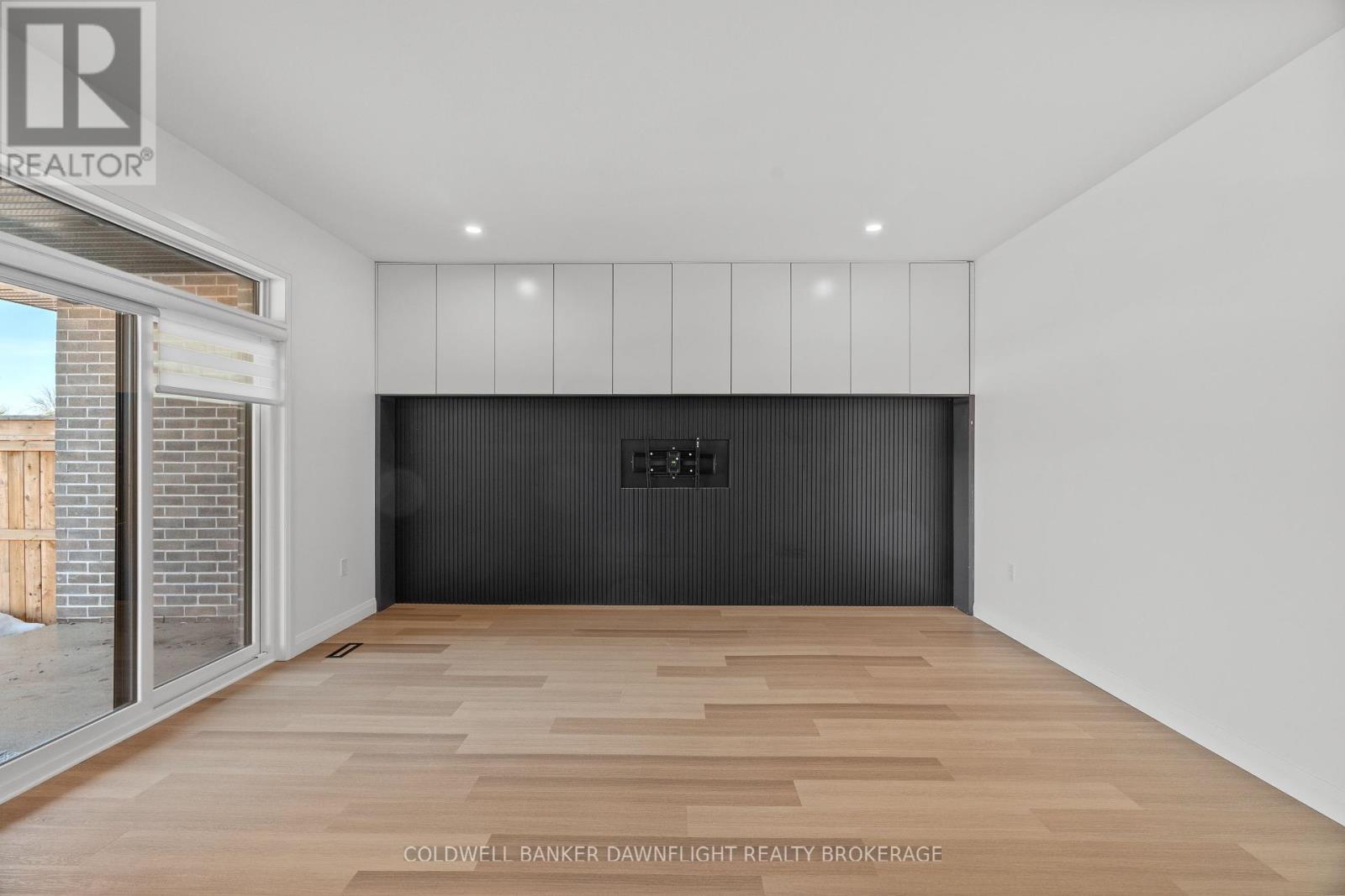 592 Albert Street, South Huron, Ontario  N0M 1S1 - Photo 17 - X12014788