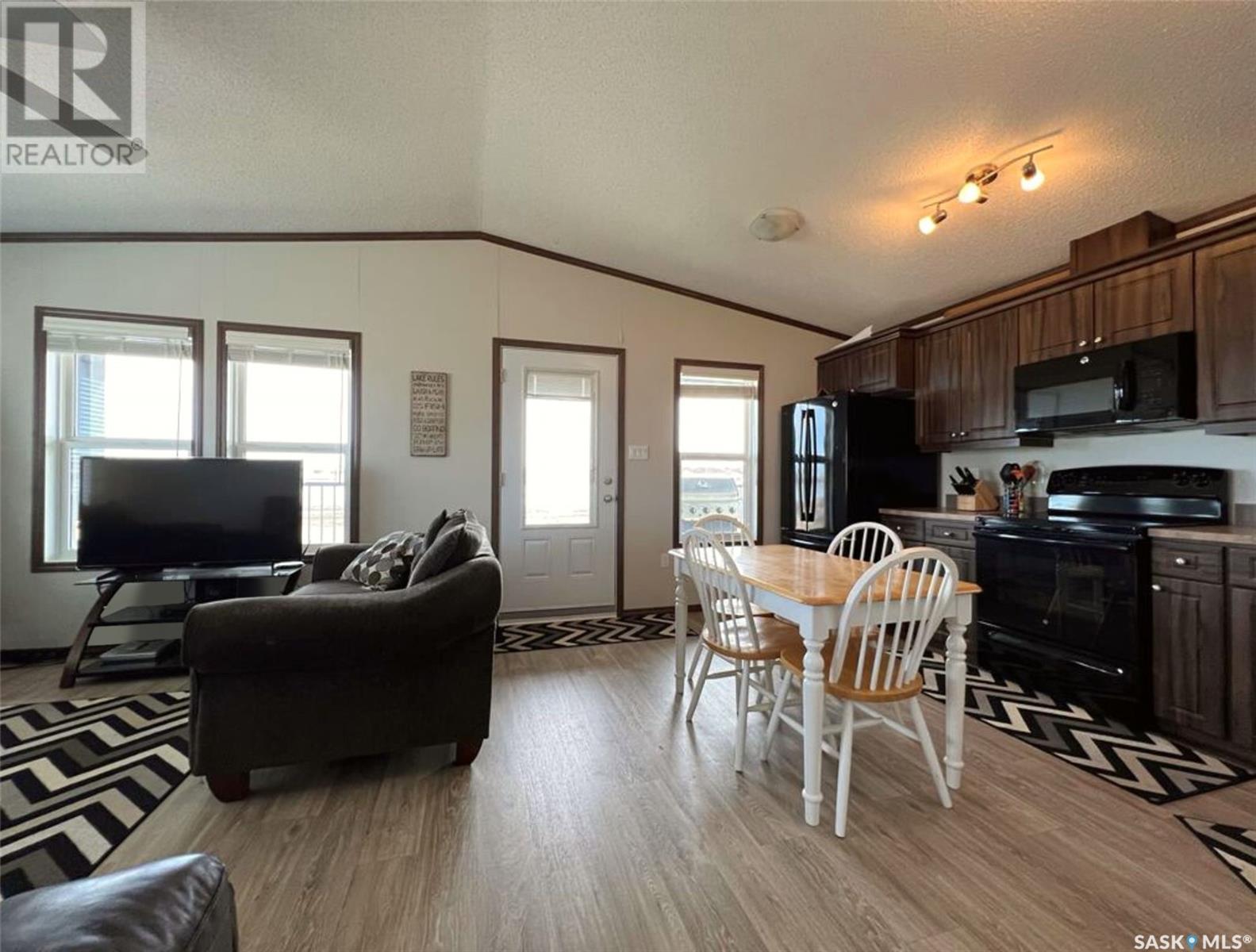701 Pebble Drive, Ferguson Bay, Saskatchewan  S0N 2X0 - Photo 5 - SK998582