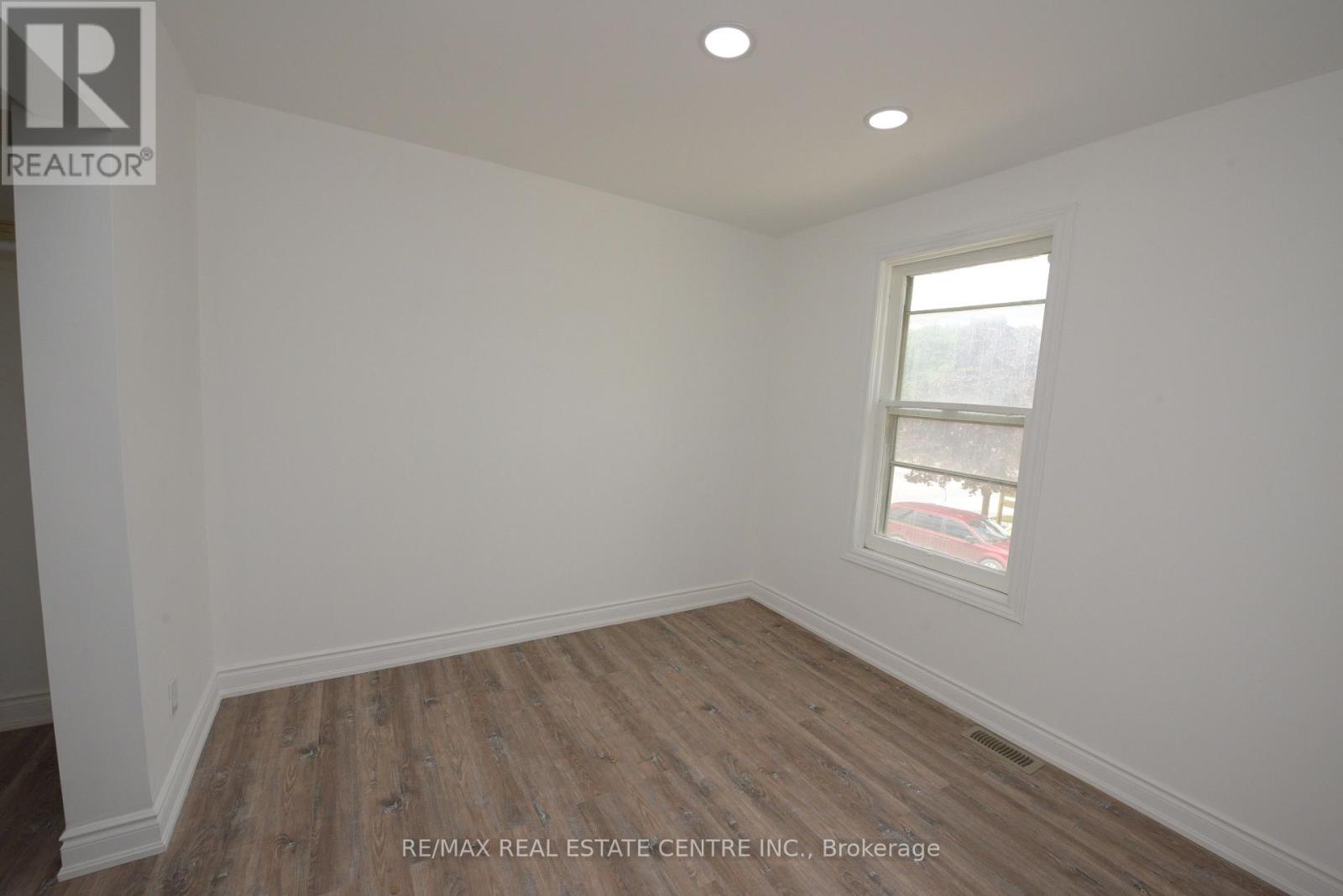 69-71 Cedar Street, Cambridge, Ontario  N1S 1V5 - Photo 21 - X12014721