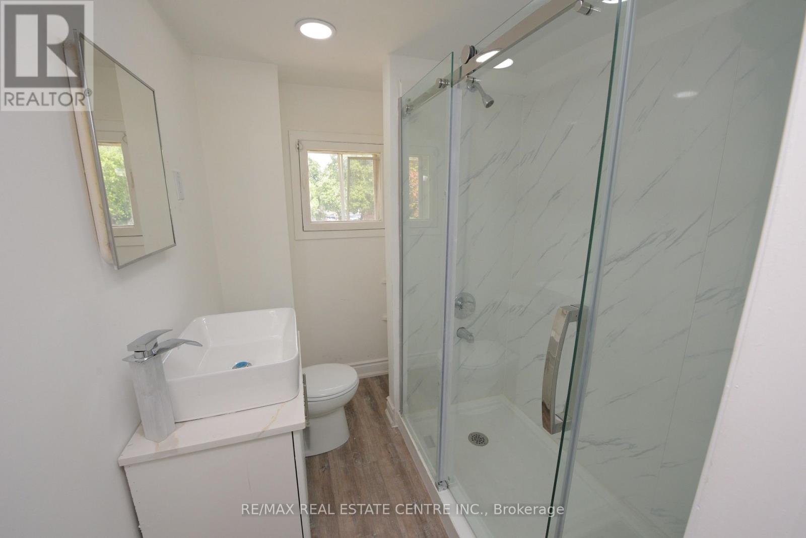 69-71 Cedar Street, Cambridge, Ontario  N1S 1V5 - Photo 22 - X12014721