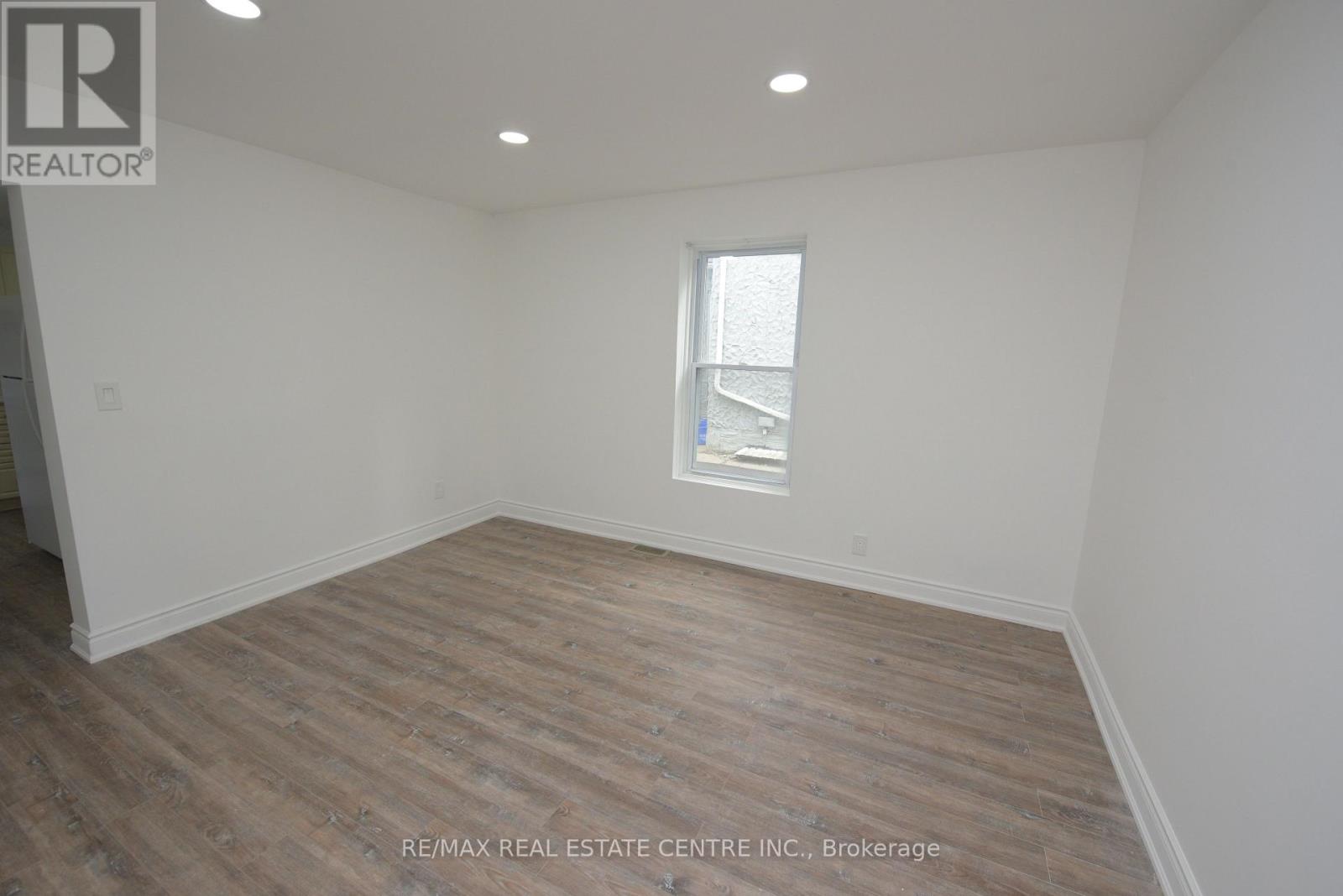 69-71 Cedar Street, Cambridge, Ontario  N1S 1V5 - Photo 39 - X12014721