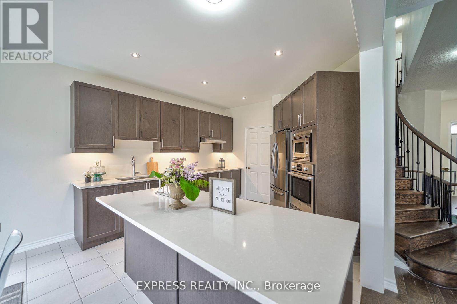 6 Morley Crescent, Whitby (Rolling Acres), Ontario  L1R 0P1 - Photo 11 - E12014799