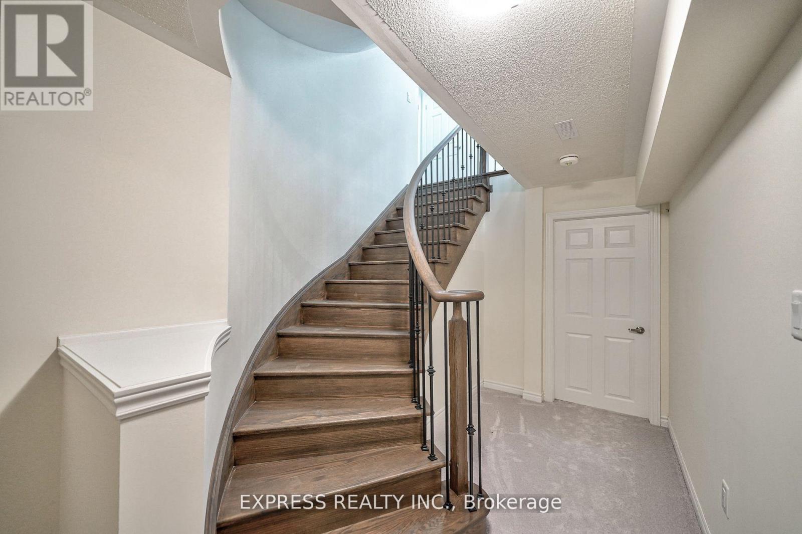 6 Morley Crescent, Whitby (Rolling Acres), Ontario  L1R 0P1 - Photo 35 - E12014799