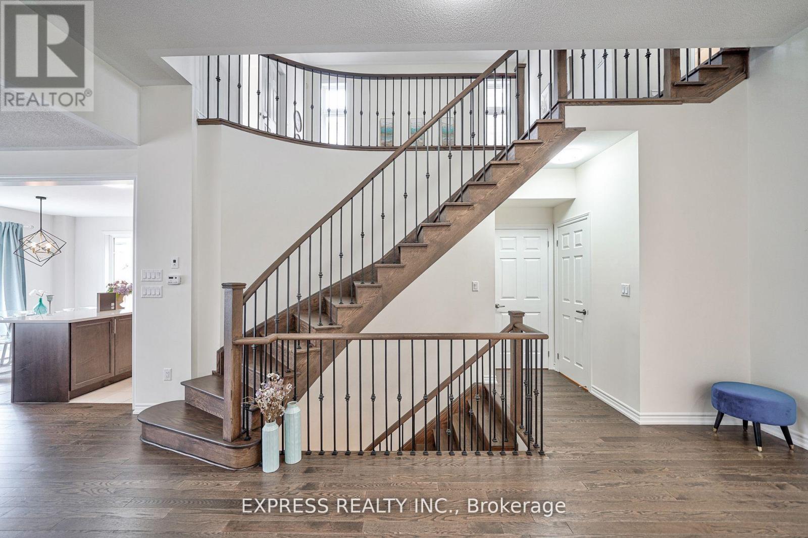 6 Morley Crescent, Whitby (Rolling Acres), Ontario  L1R 0P1 - Photo 7 - E12014799