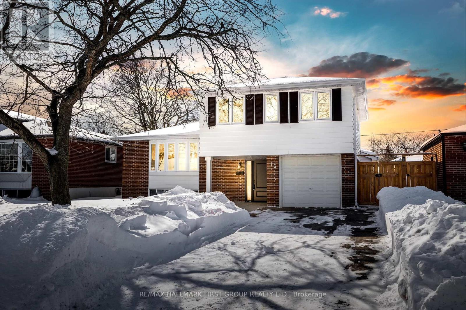 16 BRYANT ROAD, Ajax, Ontario