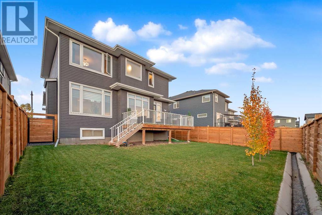Property at 608 west lakeview Drive image 4