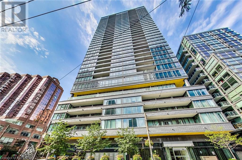 8 CHARLOTTE Street Unit# 1407, Toronto, Ontario