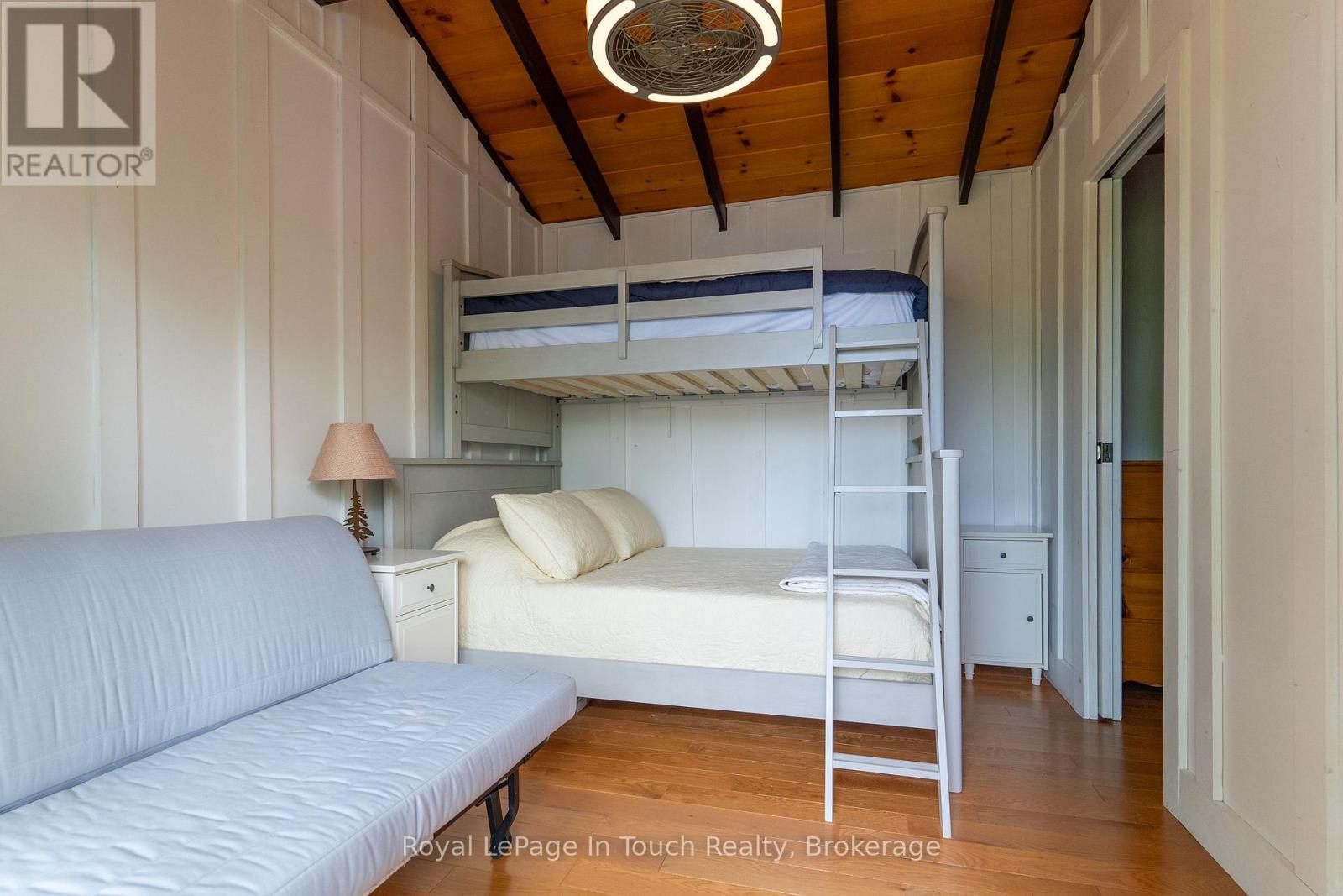 18588 Georgian Bay Shore, Georgian Bay, Ontario  P0E 1E0 - Photo 22 - X12014904