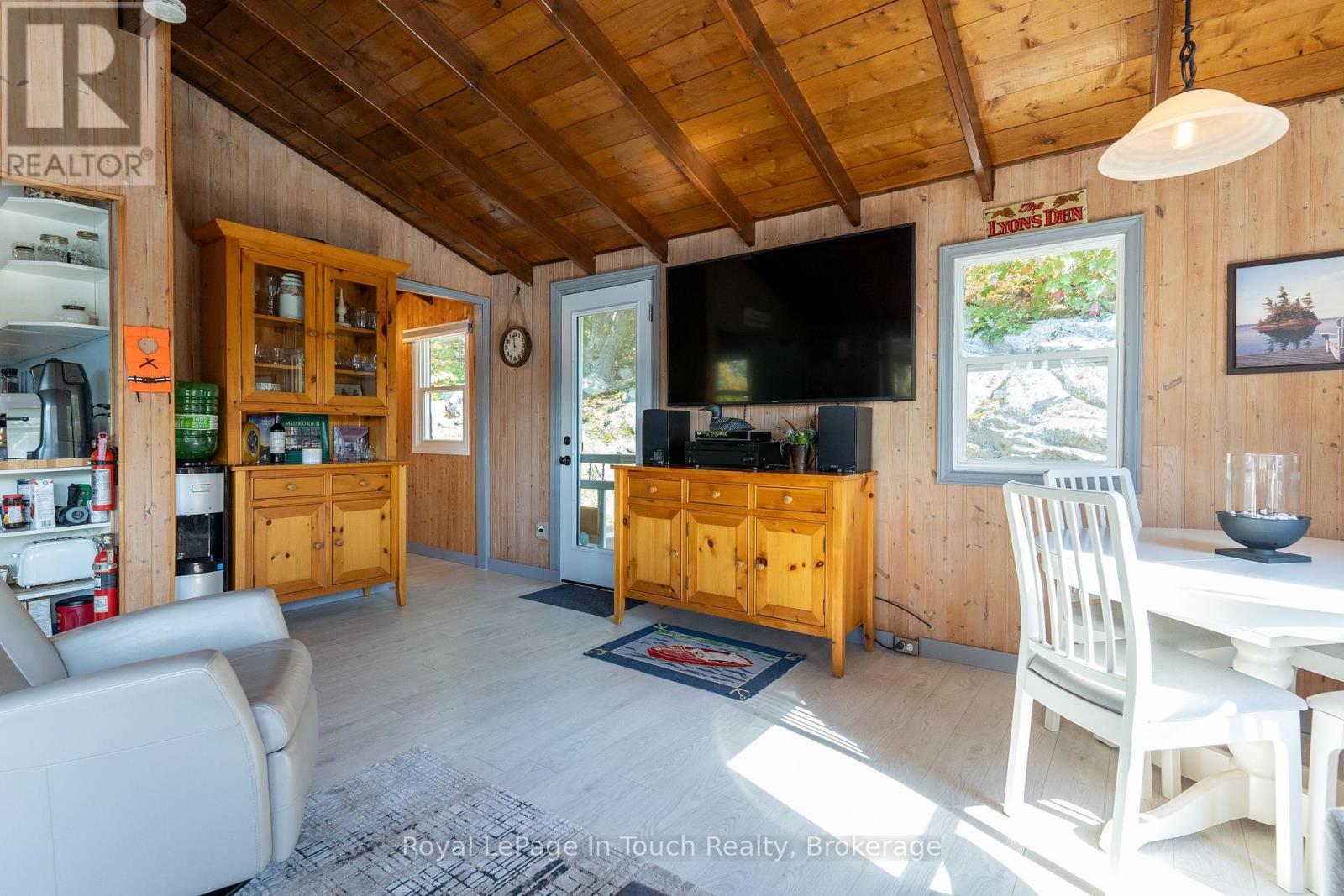 18588 Georgian Bay Shore, Georgian Bay, Ontario  P0E 1E0 - Photo 6 - X12014904