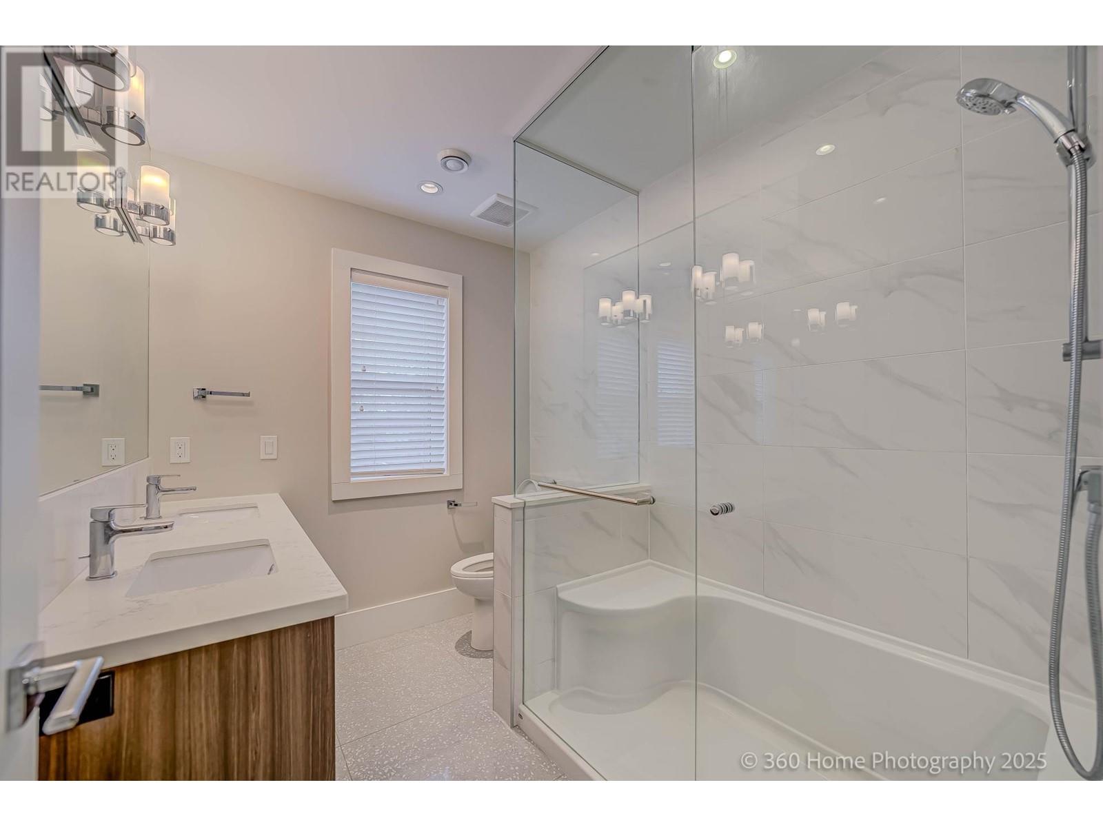 Listing Picture 7 of 12 : 9 5071 STEVESTON HIGHWAY, Richmond / 烈治文 - 魯藝地產 Yvonne Lu Group - MLS Medallion Club Member