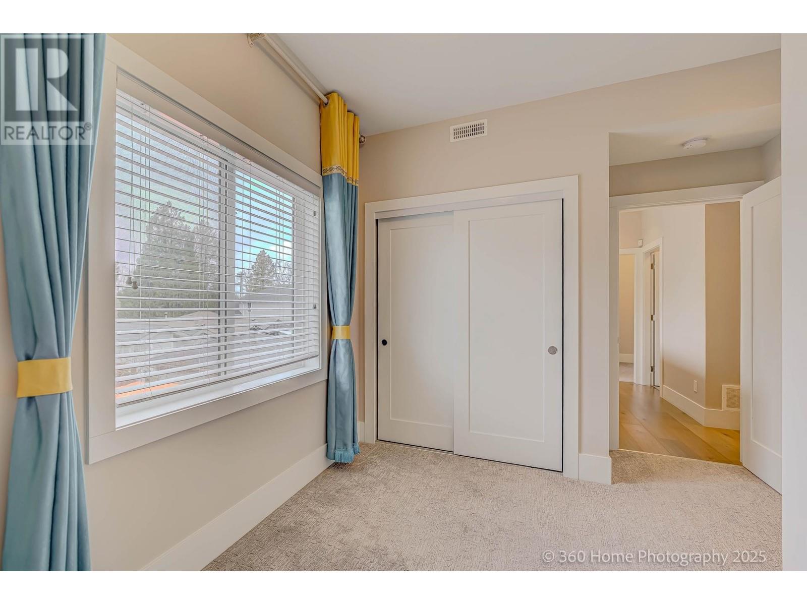 Listing Picture 8 of 12 : 9 5071 STEVESTON HIGHWAY, Richmond / 烈治文 - 魯藝地產 Yvonne Lu Group - MLS Medallion Club Member