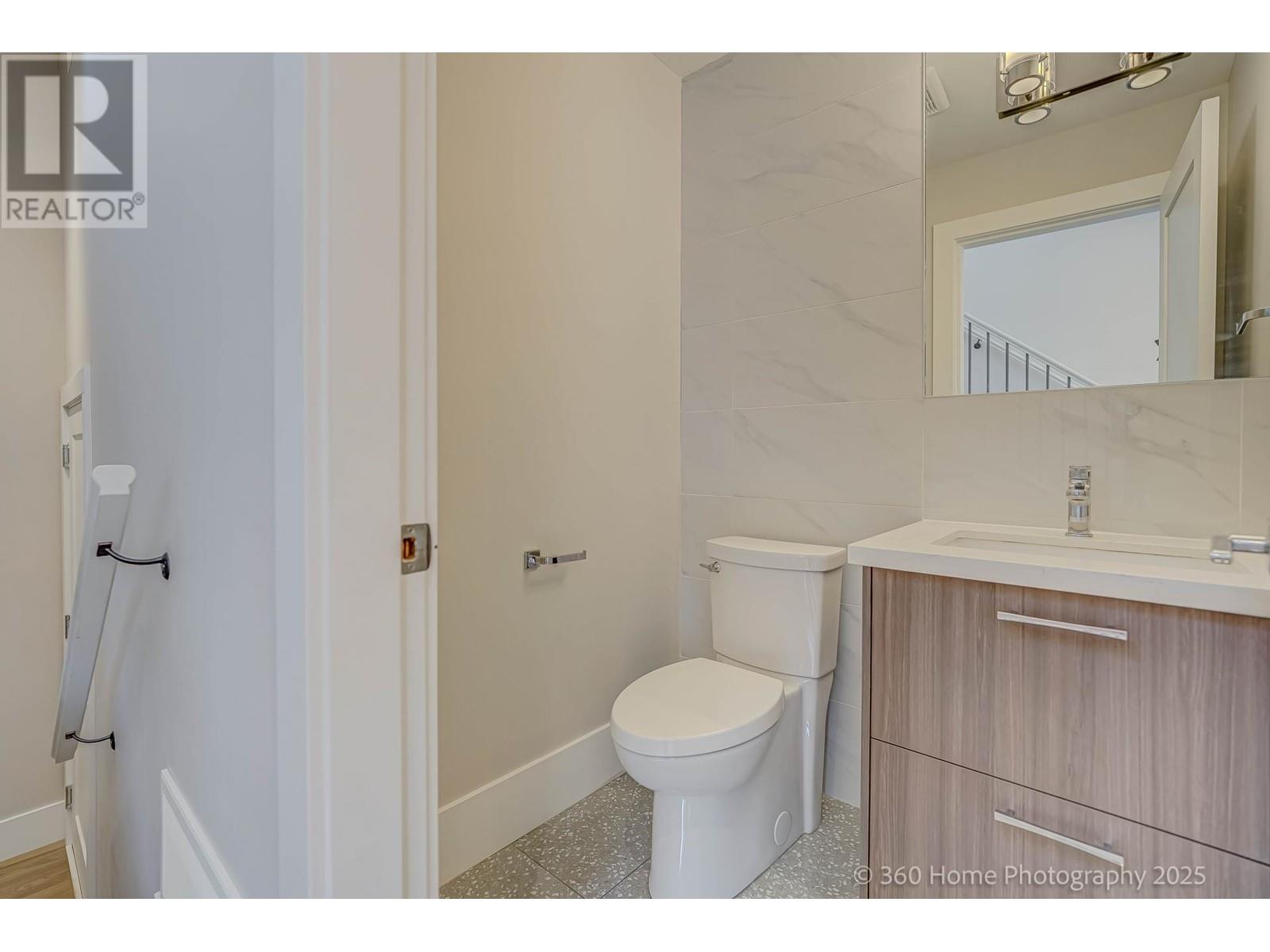 Listing Picture 9 of 12 : 9 5071 STEVESTON HIGHWAY, Richmond / 烈治文 - 魯藝地產 Yvonne Lu Group - MLS Medallion Club Member