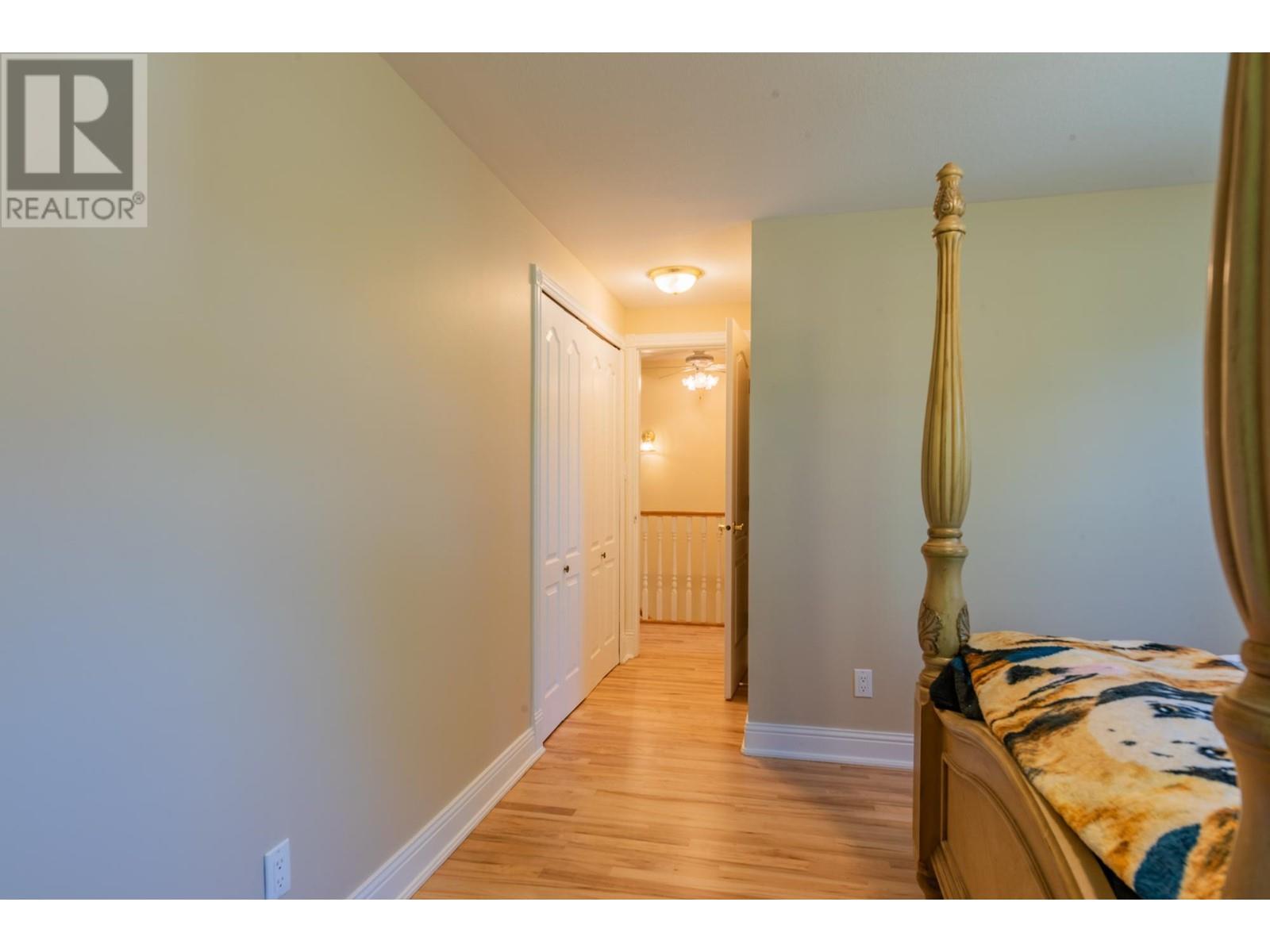 502 7th Street, Castlegar, British Columbia  V1N 4G6 - Photo 50 - 10335811