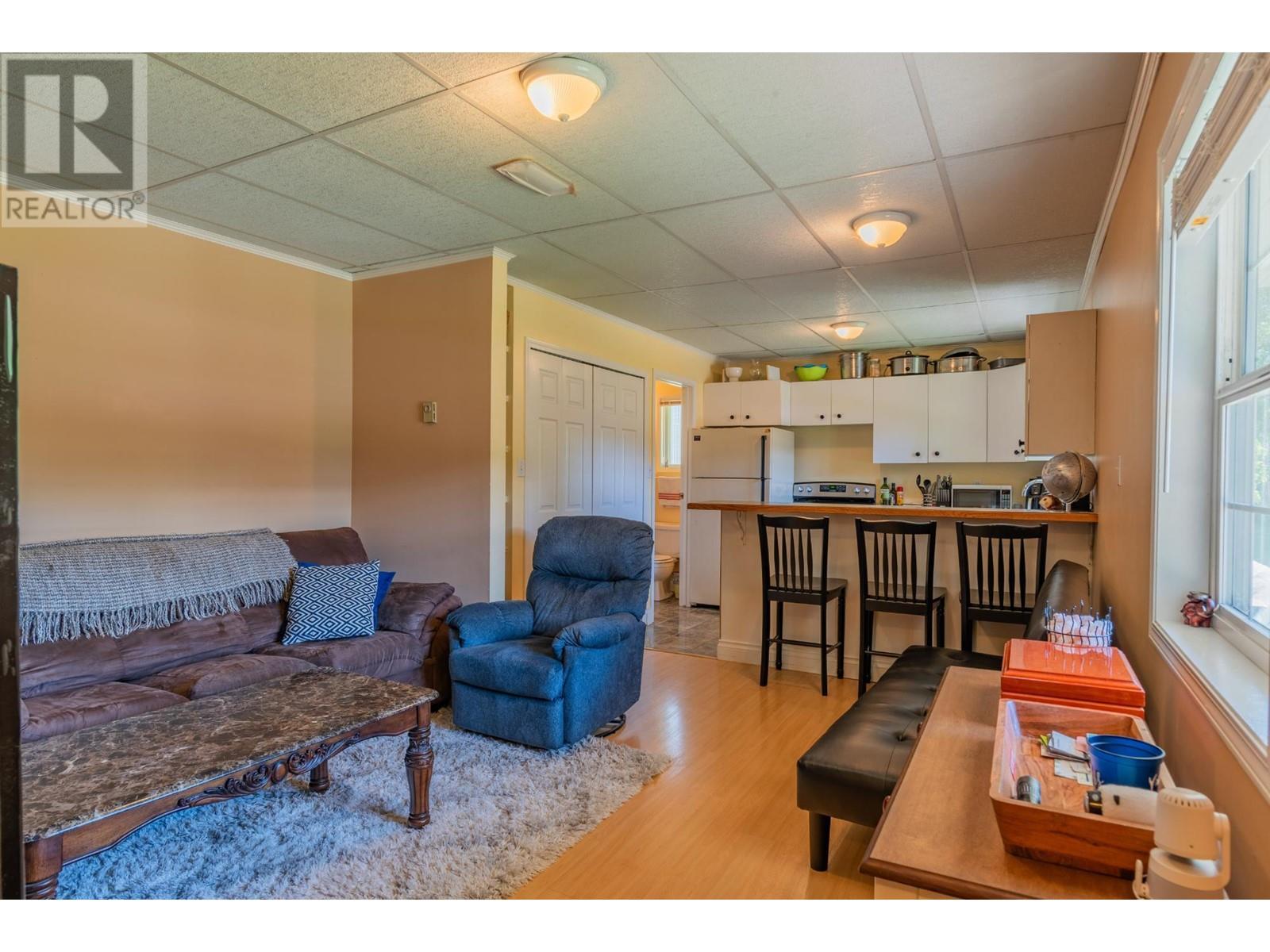 502 7th Street, Castlegar, British Columbia  V1N 4G6 - Photo 74 - 10335811