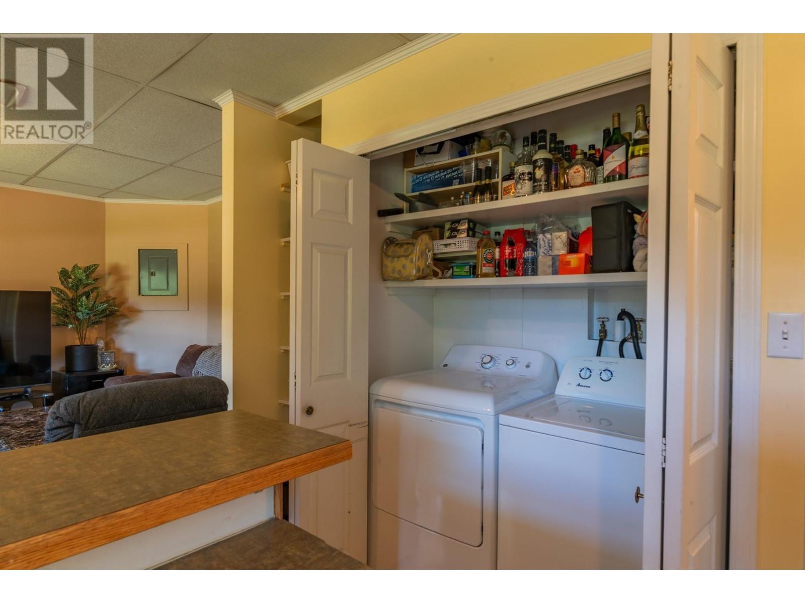502 7th Street, Castlegar, British Columbia  V1N 4G6 - Photo 81 - 10335811