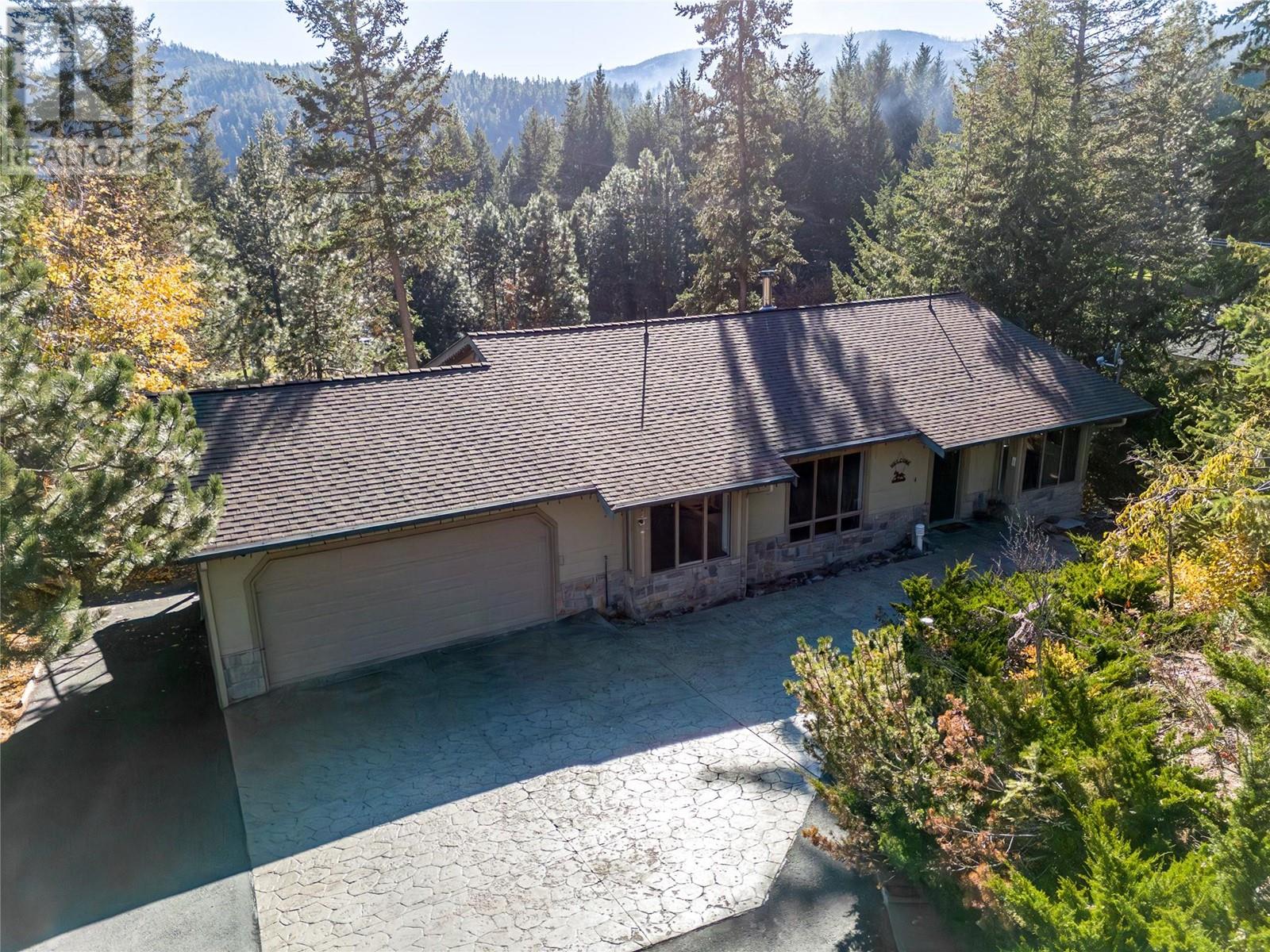 Property at 5203 Silver Court image 2