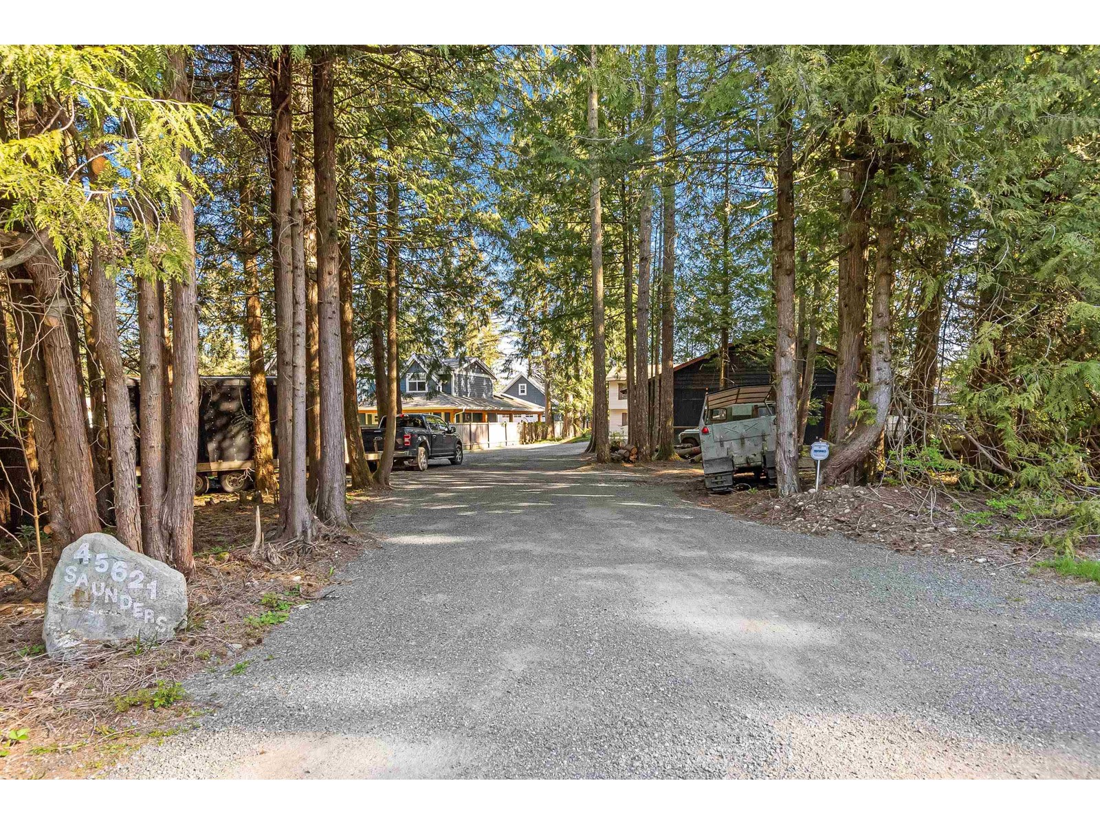 Property at 45621 SLEEPY HOLLOW ROAD image 3