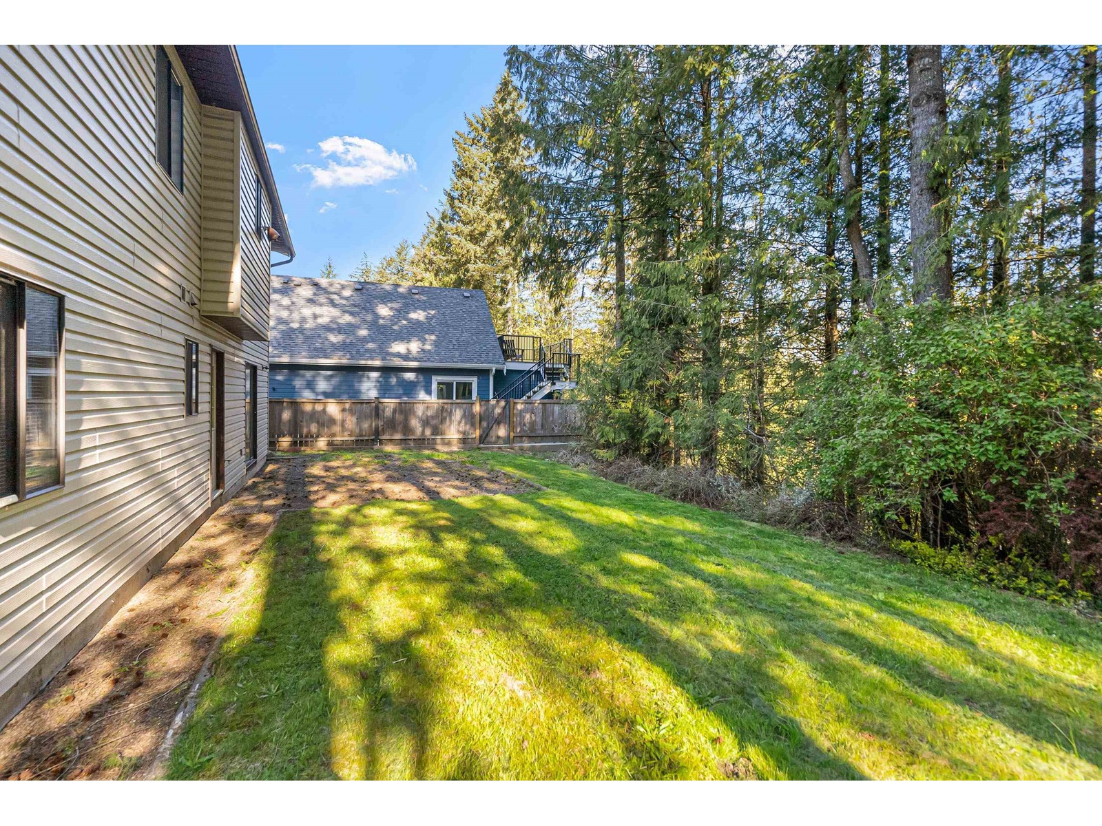 45621 Sleepy Hollow Road, Cultus Lake North, Cultus Lake, British Columbia  V2R 5A5 - Photo 9 - R2976555