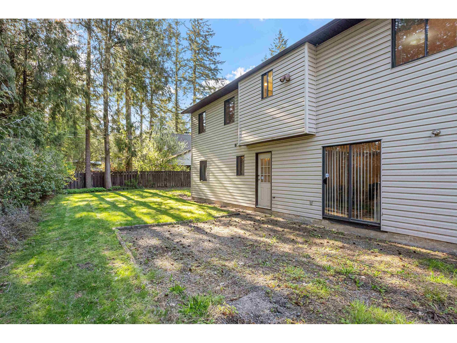 45621 Sleepy Hollow Road, Cultus Lake North, Cultus Lake, British Columbia  V2R 5A5 - Photo 10 - R2976555