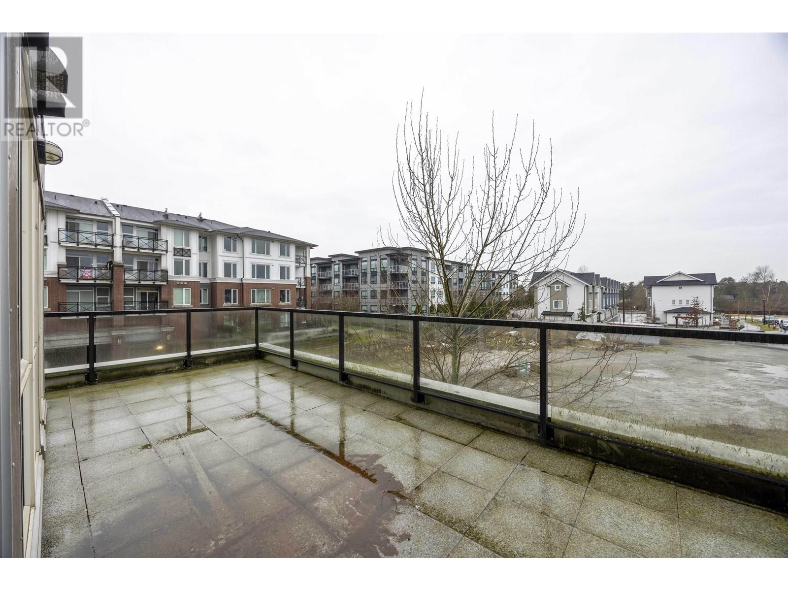 Listing Picture 16 of 20 : 292 4133 STOLBERG STREET, Richmond / 烈治文 - 魯藝地產 Yvonne Lu Group - MLS Medallion Club Member