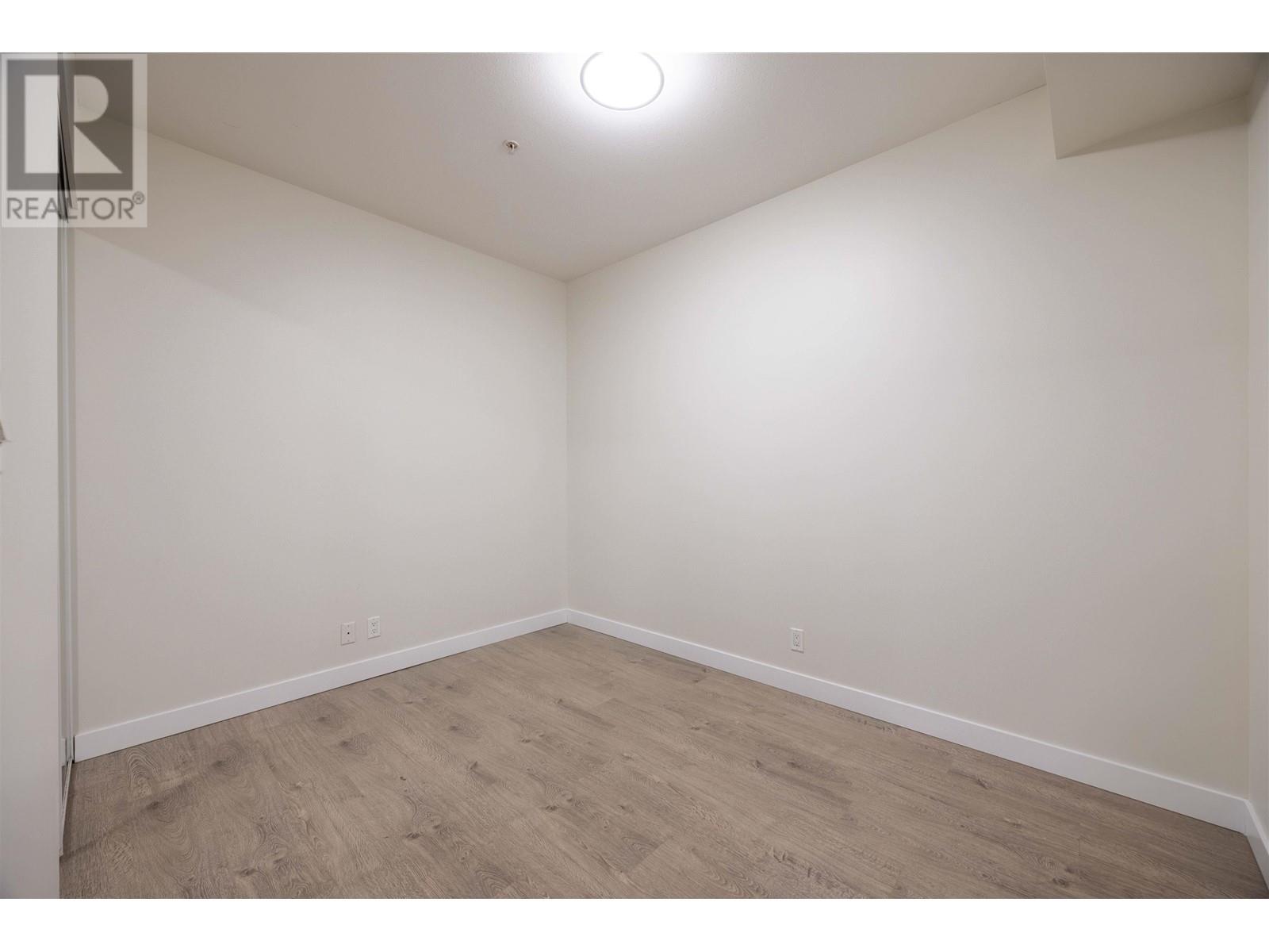Listing Picture 12 of 20 : 292 4133 STOLBERG STREET, Richmond / 烈治文 - 魯藝地產 Yvonne Lu Group - MLS Medallion Club Member
