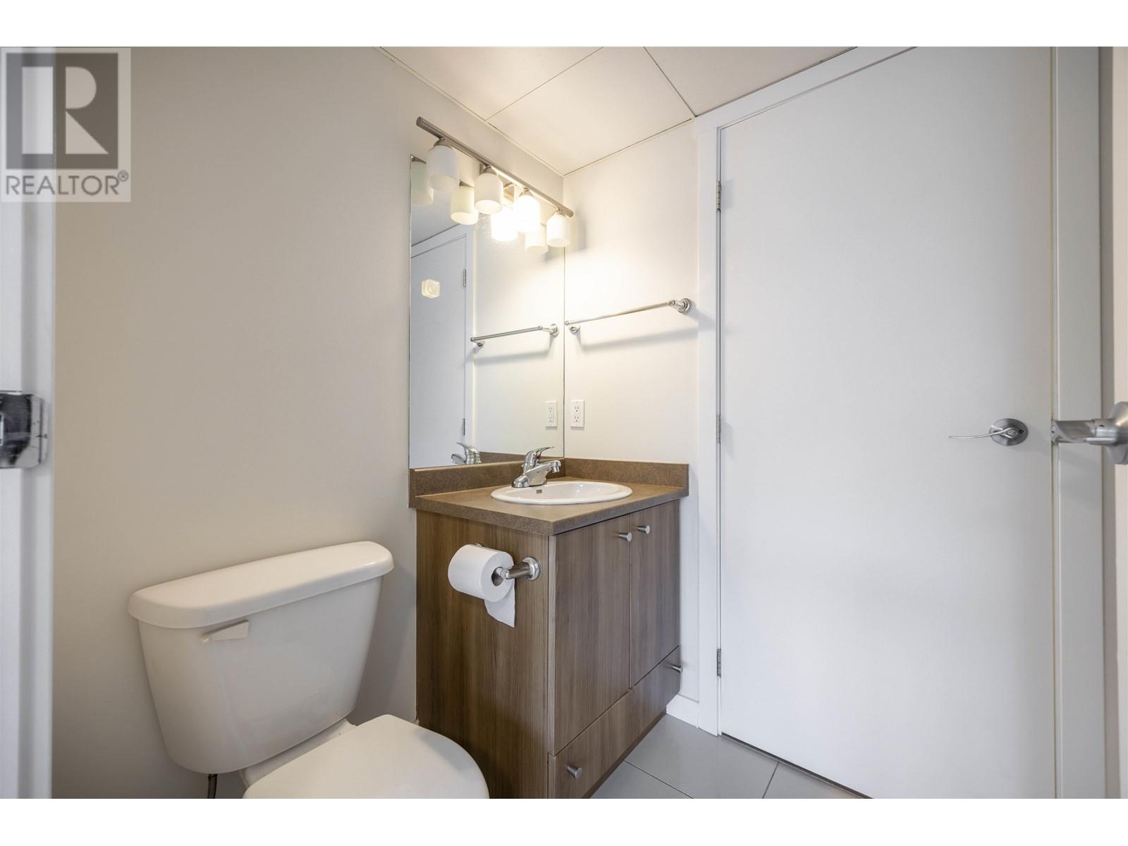 Listing Picture 14 of 20 : 292 4133 STOLBERG STREET, Richmond / 烈治文 - 魯藝地產 Yvonne Lu Group - MLS Medallion Club Member