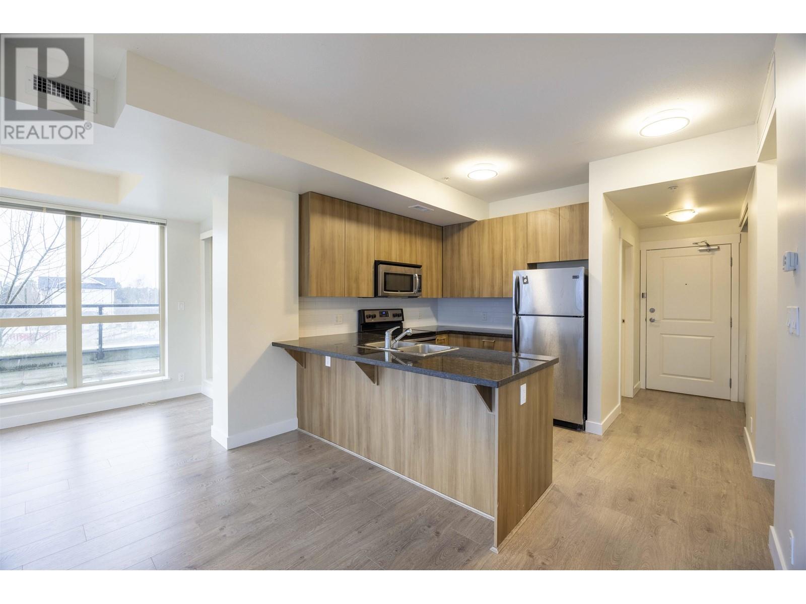 Listing Picture 2 of 20 : 292 4133 STOLBERG STREET, Richmond / 烈治文 - 魯藝地產 Yvonne Lu Group - MLS Medallion Club Member