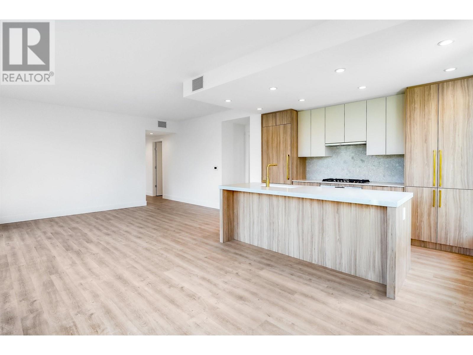 702 2375 Emery Court, North Vancouver, British Columbia  V0V 0V0 - Photo 4 - R2976838