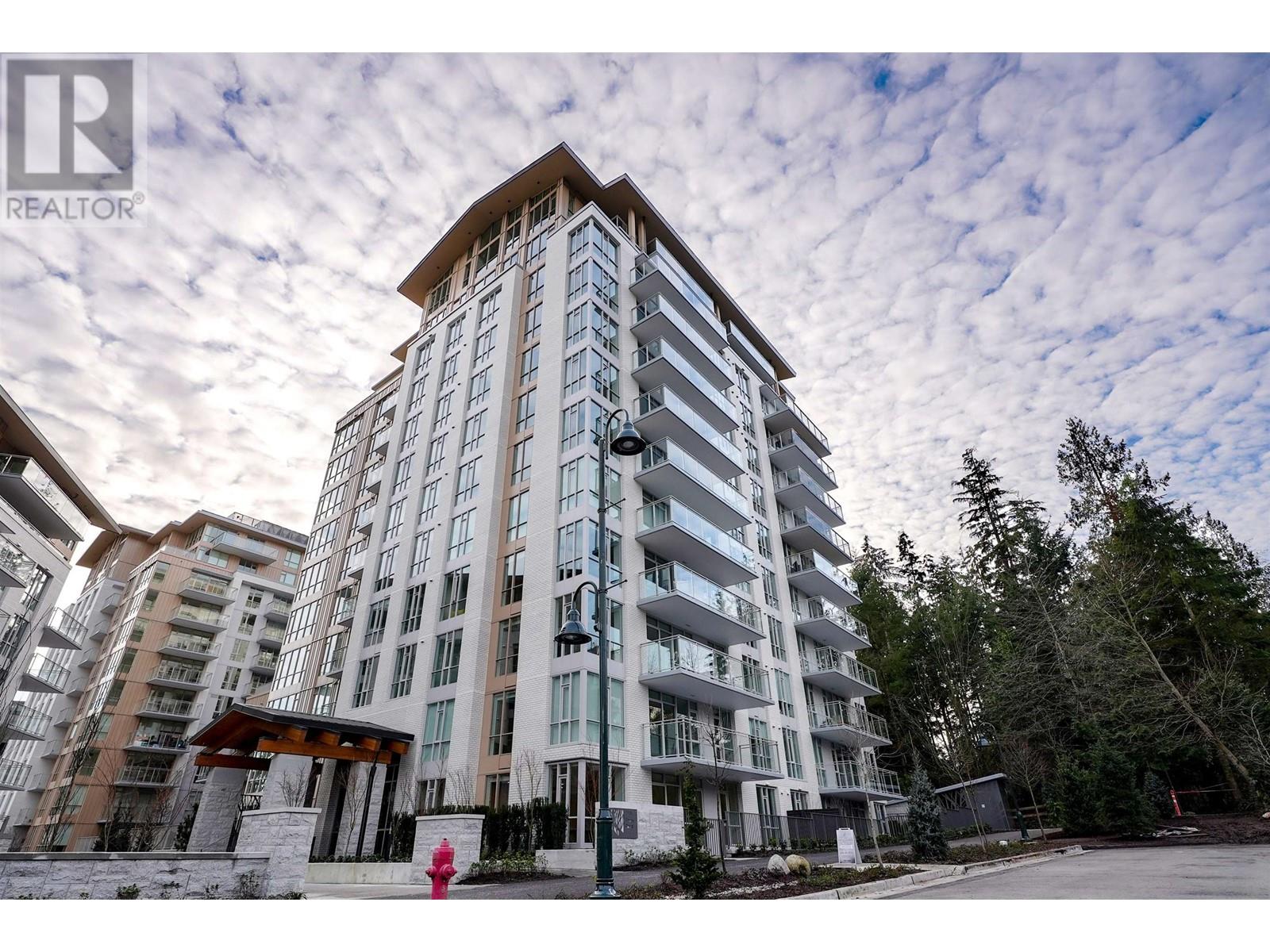 702 2375 EMERY COURT, North Vancouver, British Columbia