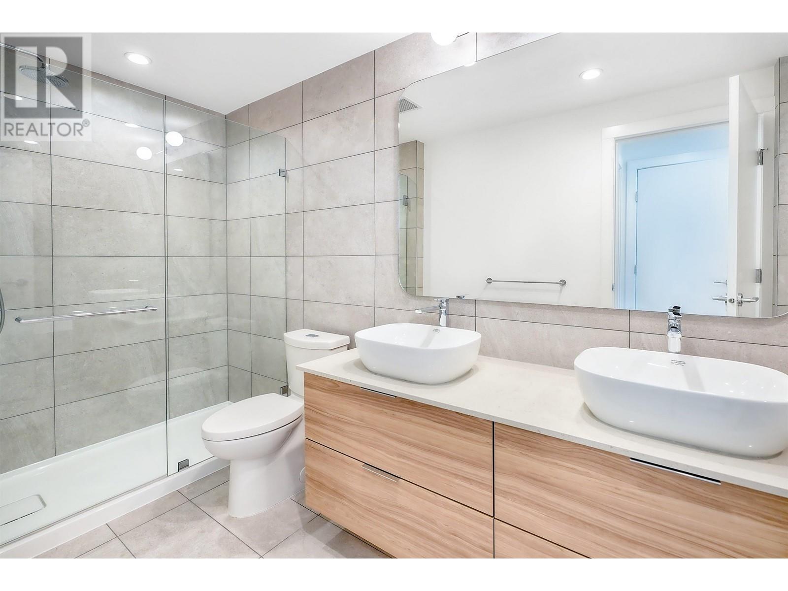 702 2375 Emery Court, North Vancouver, British Columbia  V0V 0V0 - Photo 13 - R2976838