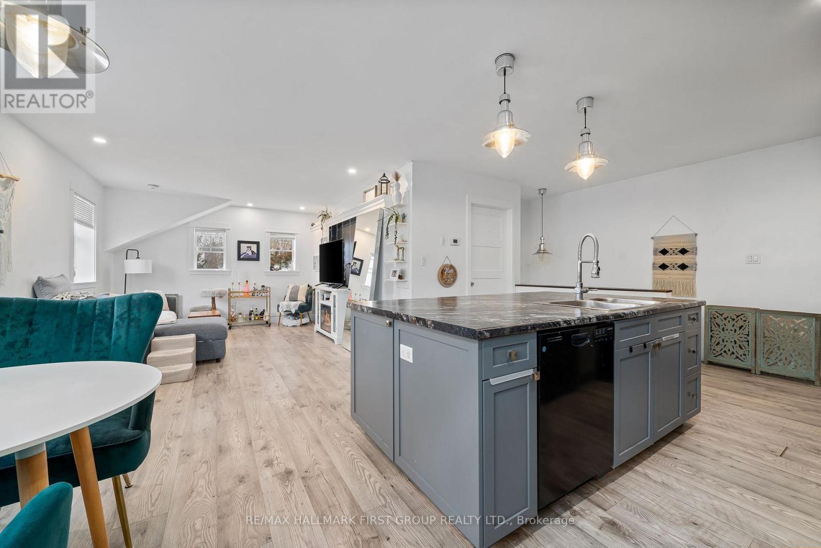 92 Orange Street, Cobourg, Ontario  K9A 2L3 - Photo 36 - X12014931