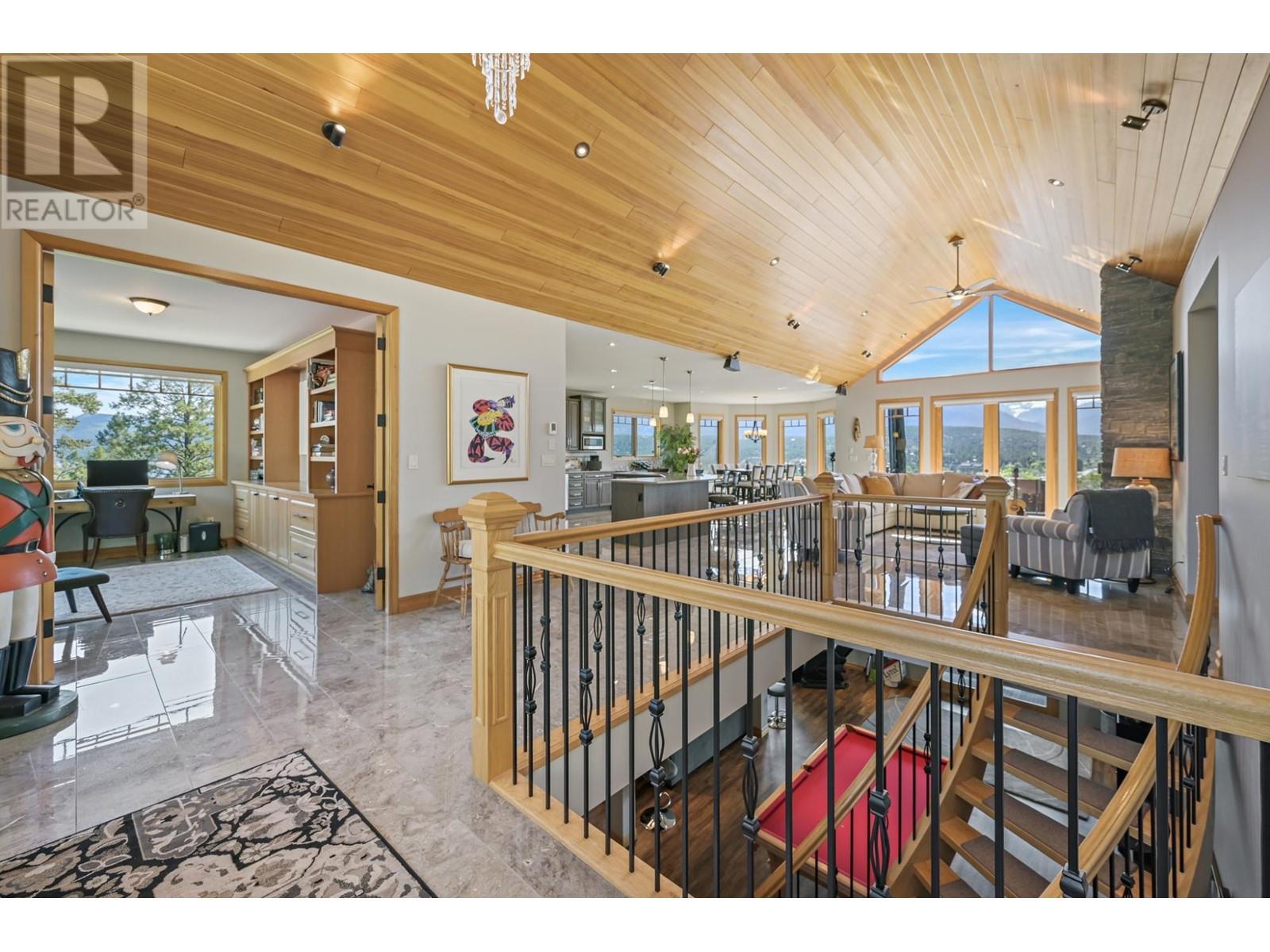 717 Lakeview Drive, Windermere, British Columbia  V0A 1K3 - Photo 10 - 10335288